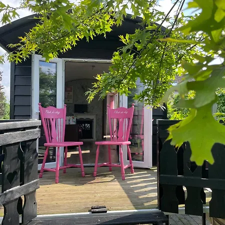 Bed & Breakfast Pipowagen Mamaloe Kesteren